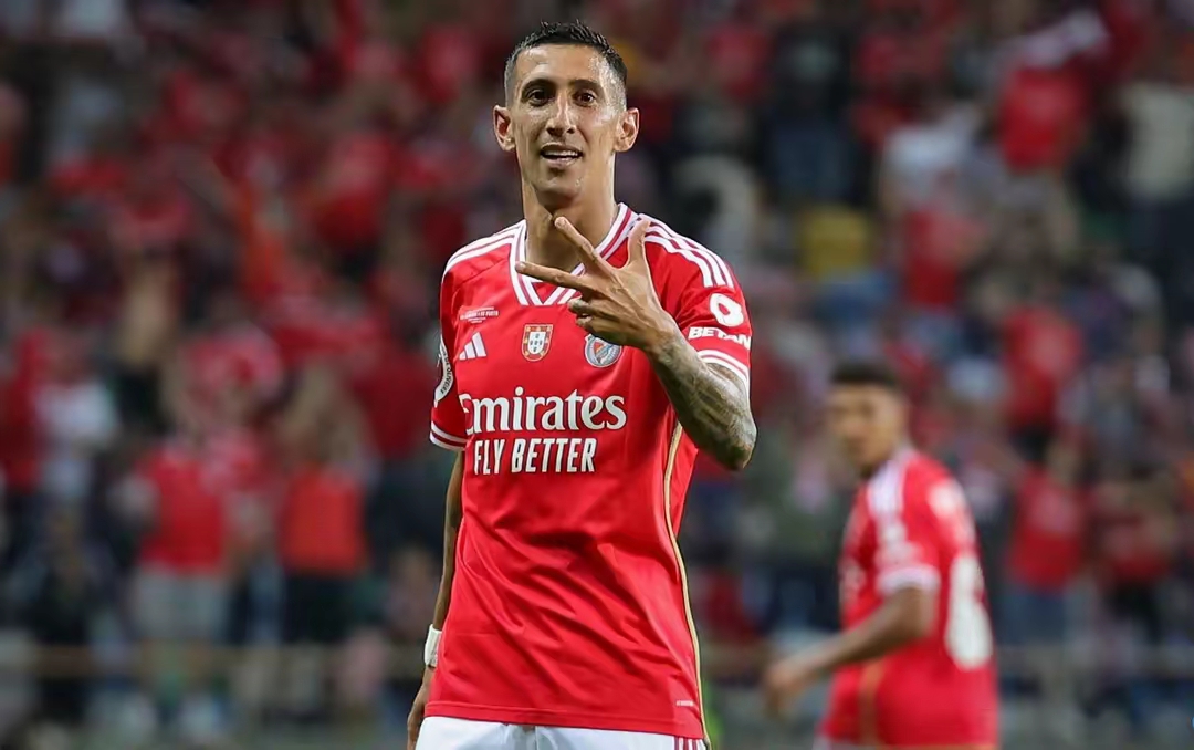 里程碑夜本菲卡官宣签约；欧联转会期刷纪录；悬念犹存；心理建设被强调的简单介绍